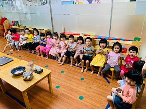 Trải nghiệm Làm Sữa Chua Hoa Quả Dầm